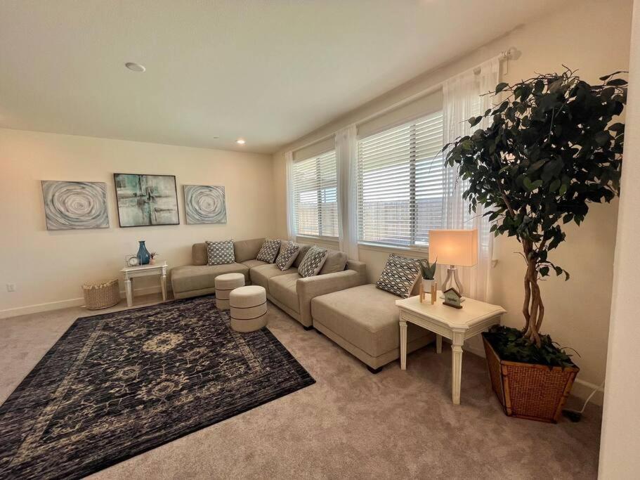 Brand-New, Beautiful & Stylish Home In Sacramento! Exteriér fotografie